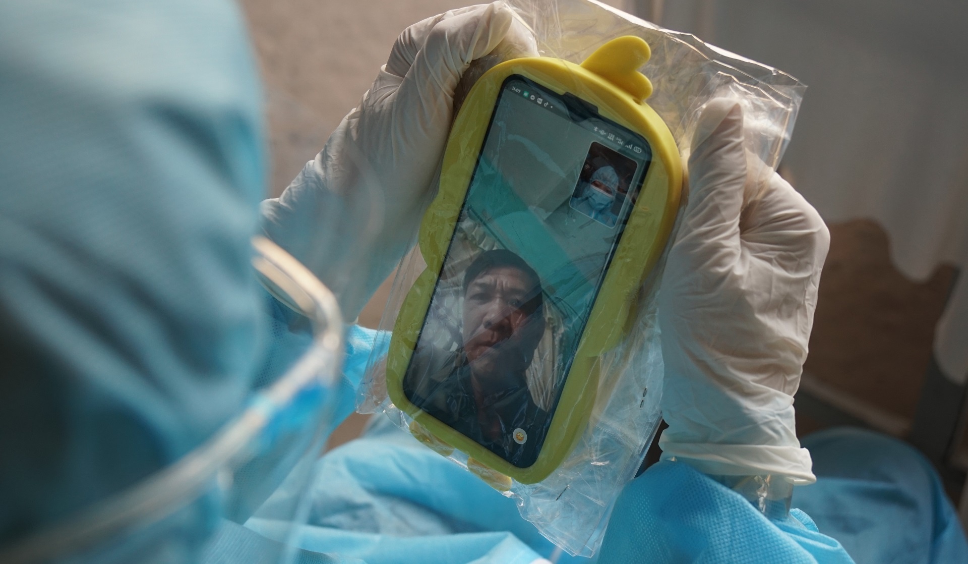 ngay Tet o khu cach ly hoc sinh anh 7