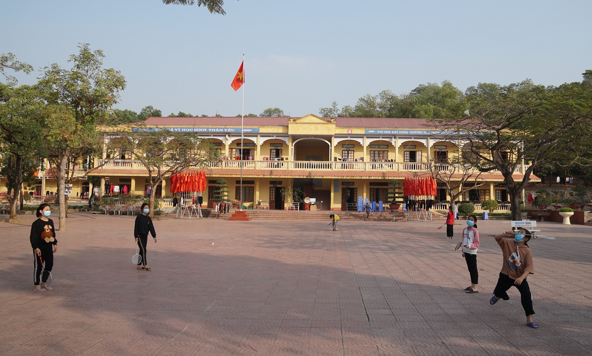 ngay Tet o khu cach ly hoc sinh anh 2