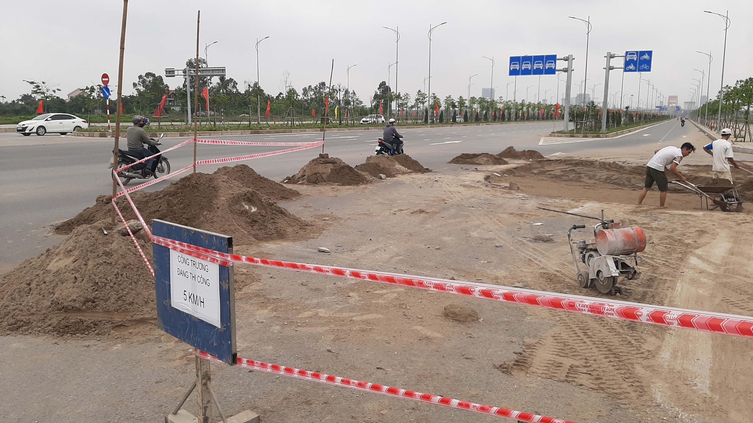 pha khoi be tong bay nguoi dan anh 2