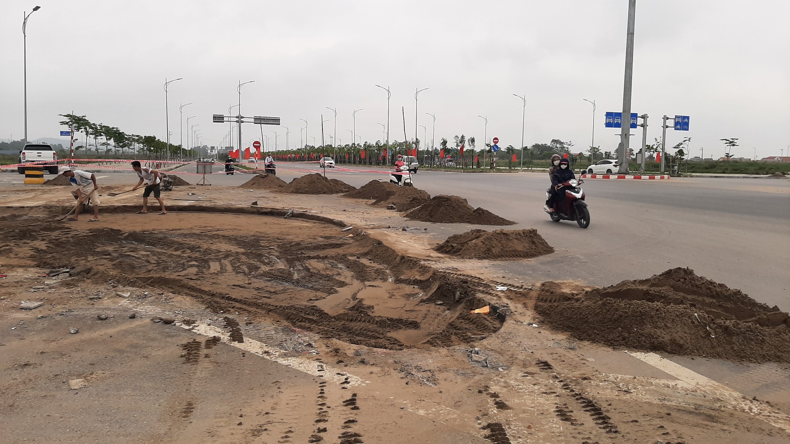 pha khoi be tong bay nguoi dan anh 1