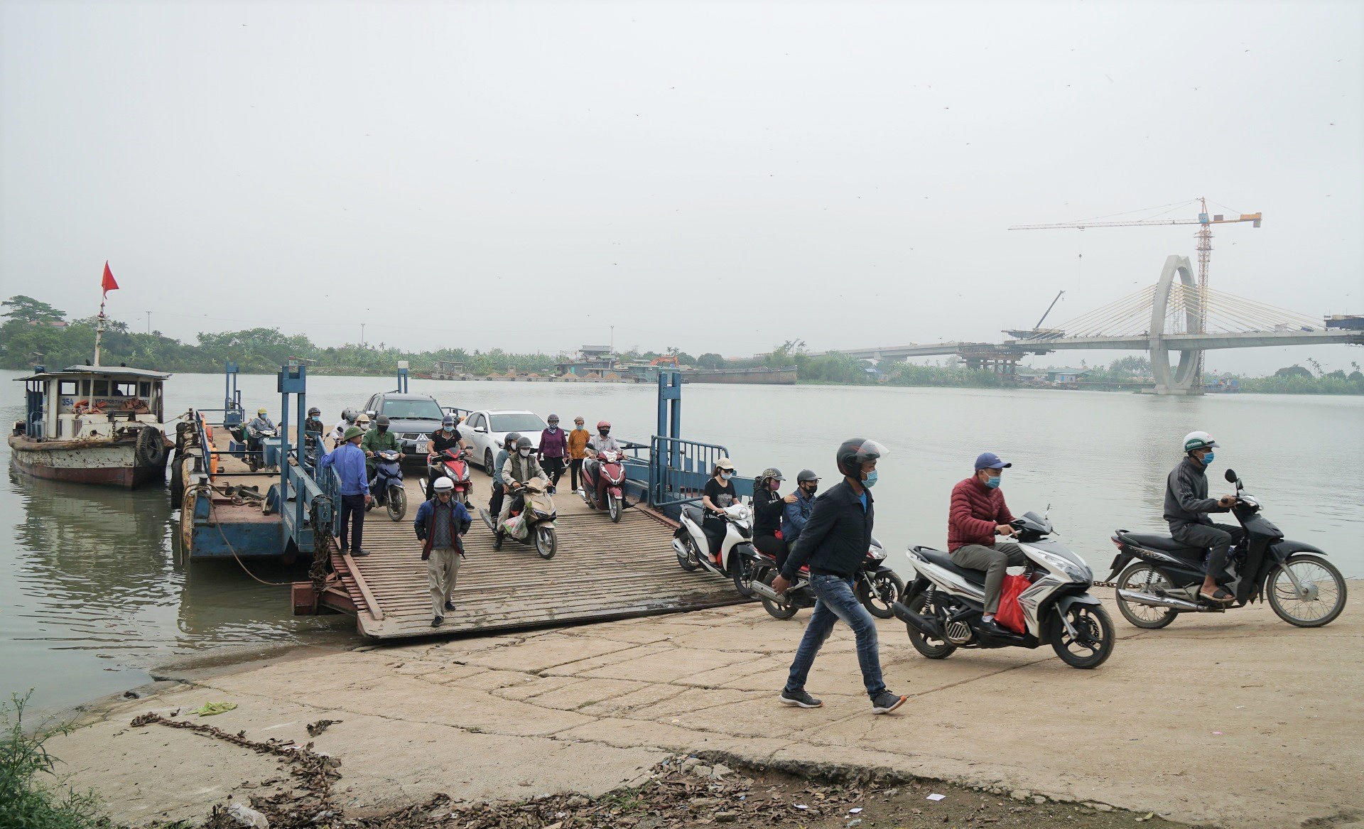 du an cau Quang Thanh cham tien do anh 2