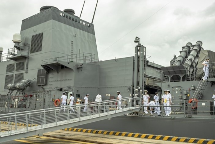 Tau ho ve Akebono cap cang Hai Phong hinh anh