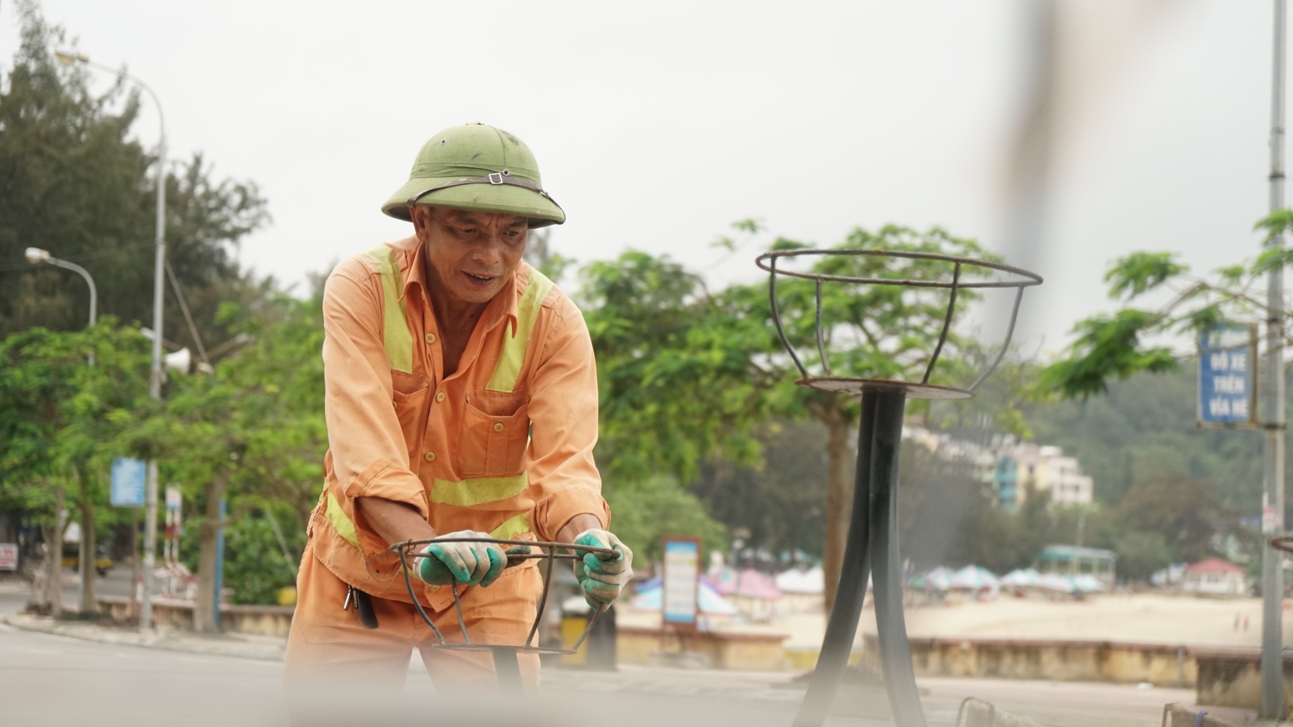 thi diem pho di bo Do Son anh 2