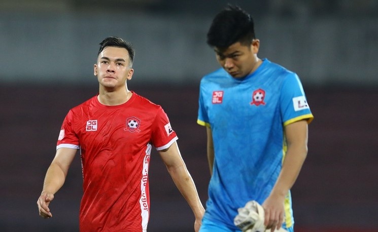 Ban giao CLB Hai Phong cho cong ty cua ong Hoan 'Phao' hinh anh