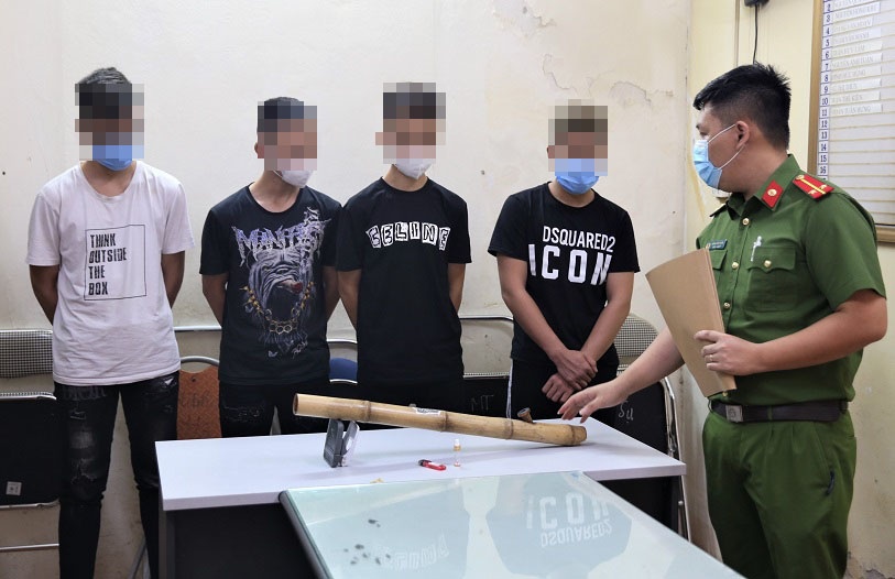 hoc sinh su dung ma tuy anh 1