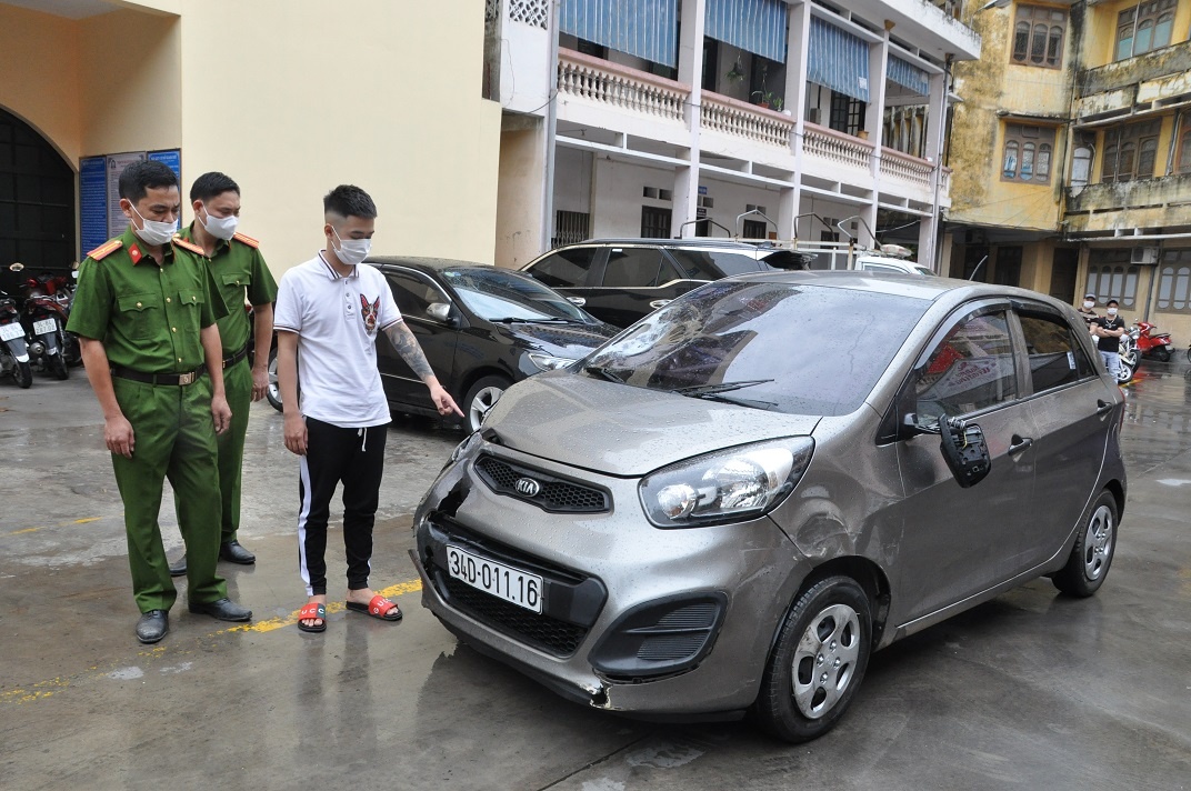 tạm giữ tài xế tông chết nữ sinh ảnh 1 tam giu tai xe tong chet nu sinh anh 1