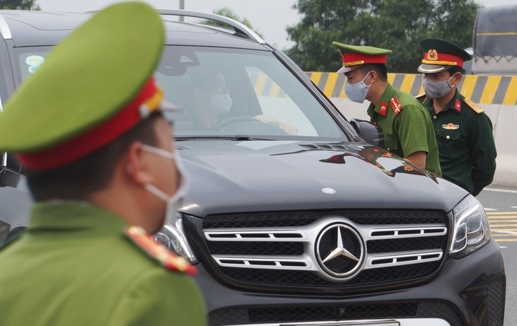 Hai Phong dung hoat dong cho Hang, lap them 7 chot kiem soat dich hinh anh