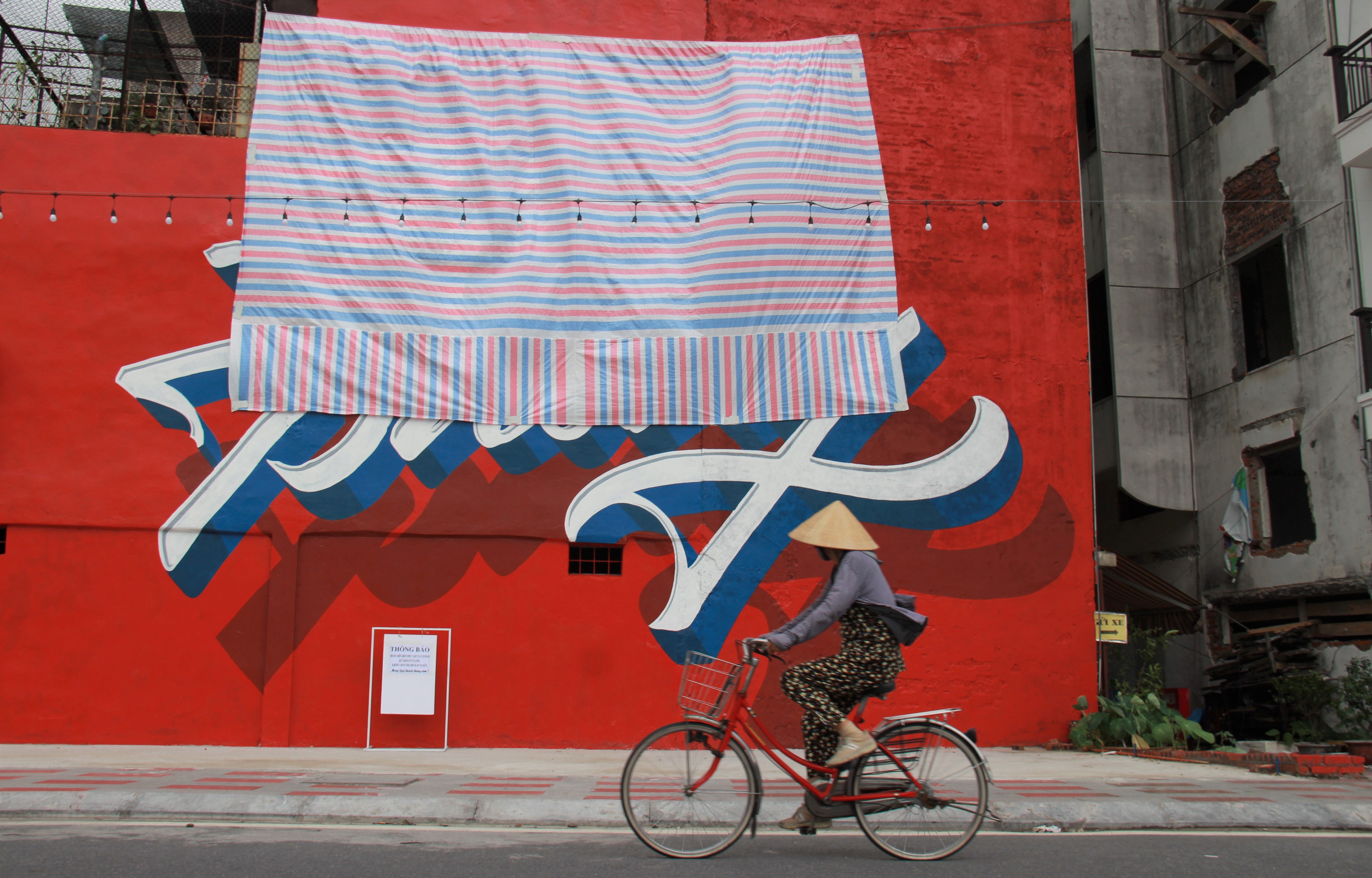 che bat buc tuong check-in anh 3