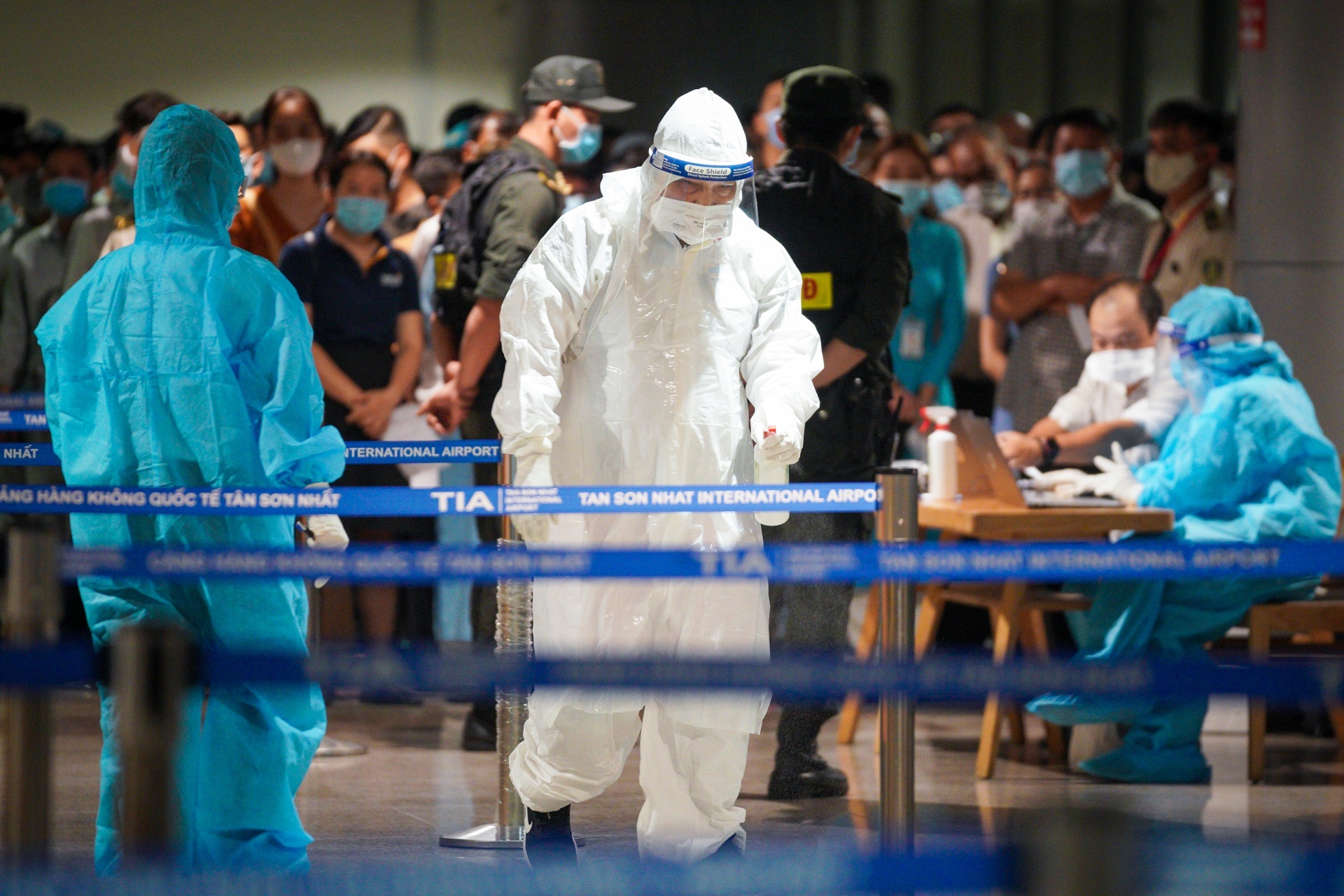 Bo GTVT thong nhat tam dung cac chuyen bay Hai Phong di TP.HCM hinh anh