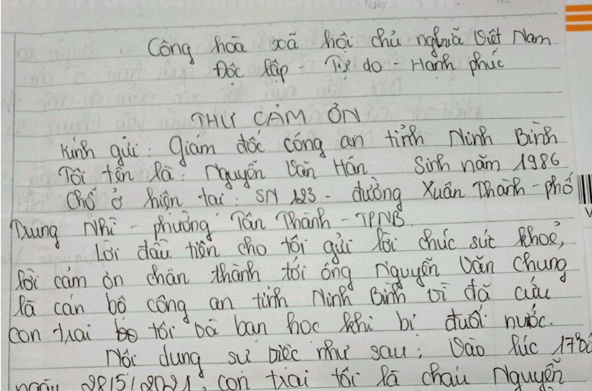 thieu ta cong an cuu 2 hoc sinh anh 1