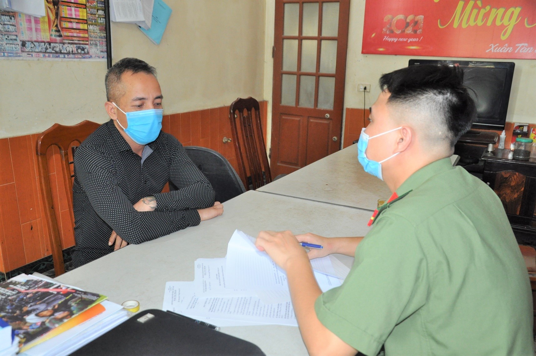 bat tam giam nguoi to chuc vuot bien anh 1