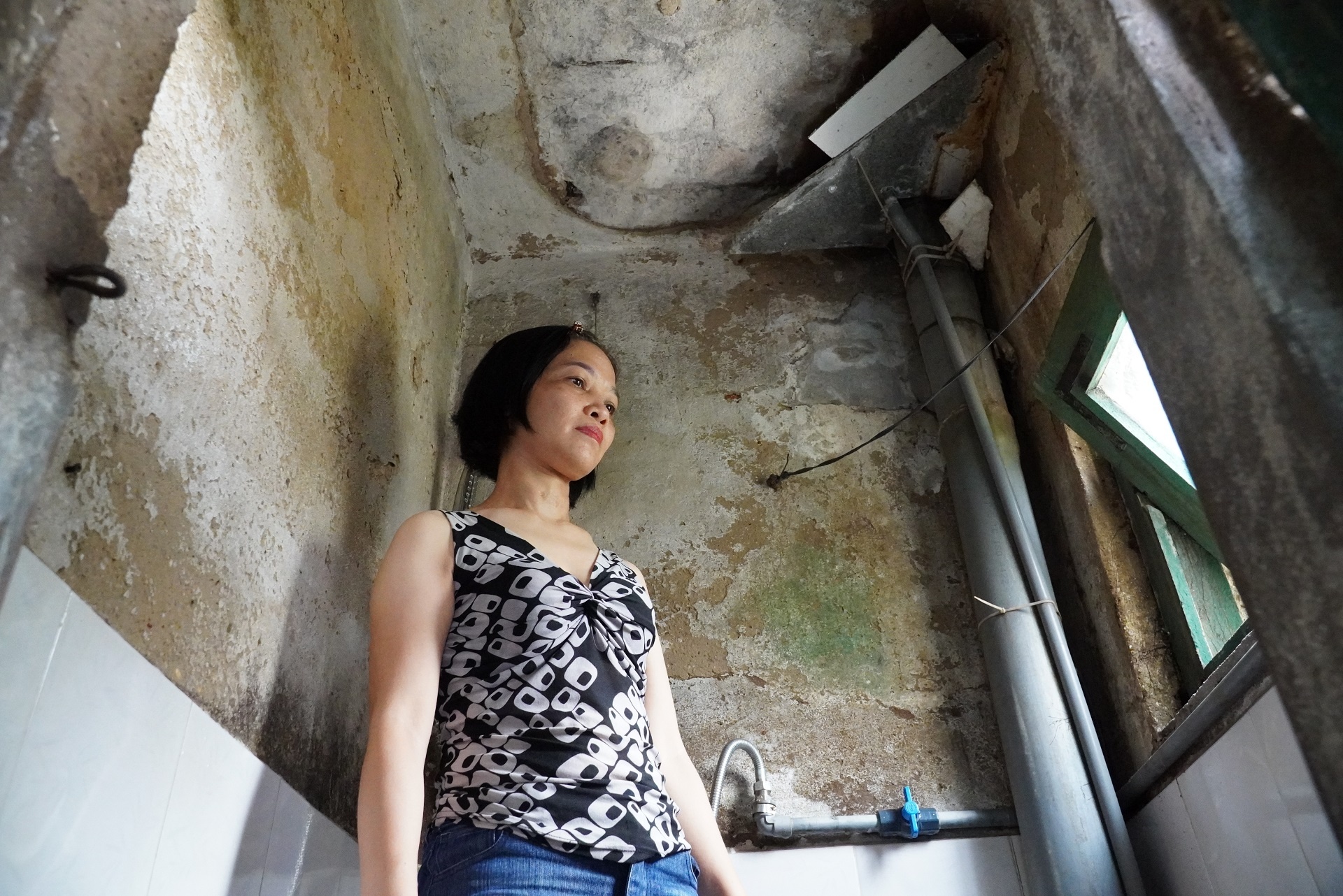 song nom nop trong khu tap the anh 10