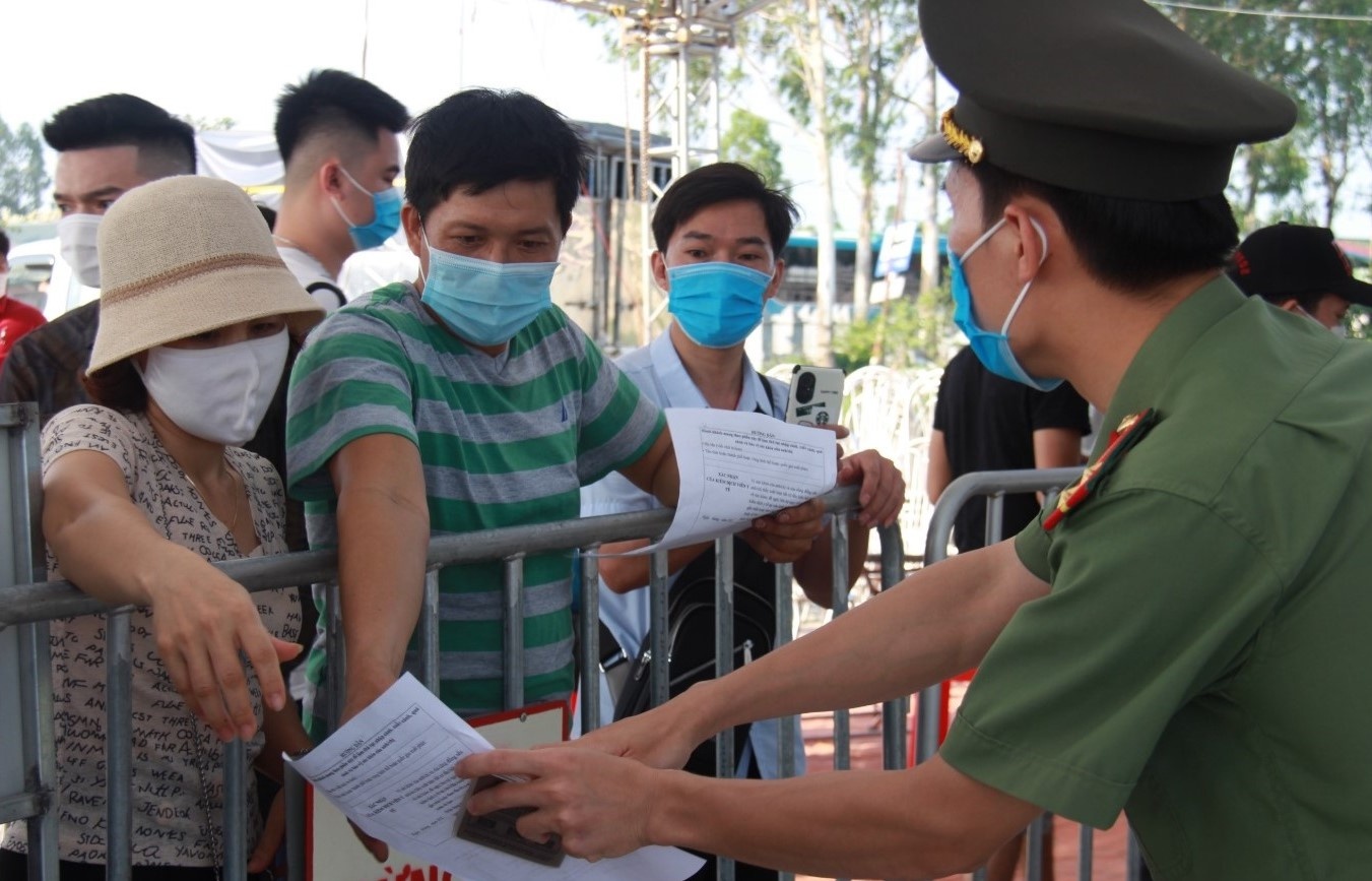 ra vao Hai Phong phai co xet nghiem anh 2