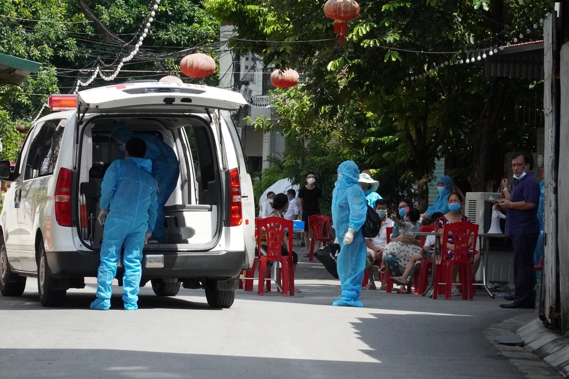 Hai Phong cho F1 cach ly tai nha anh 1