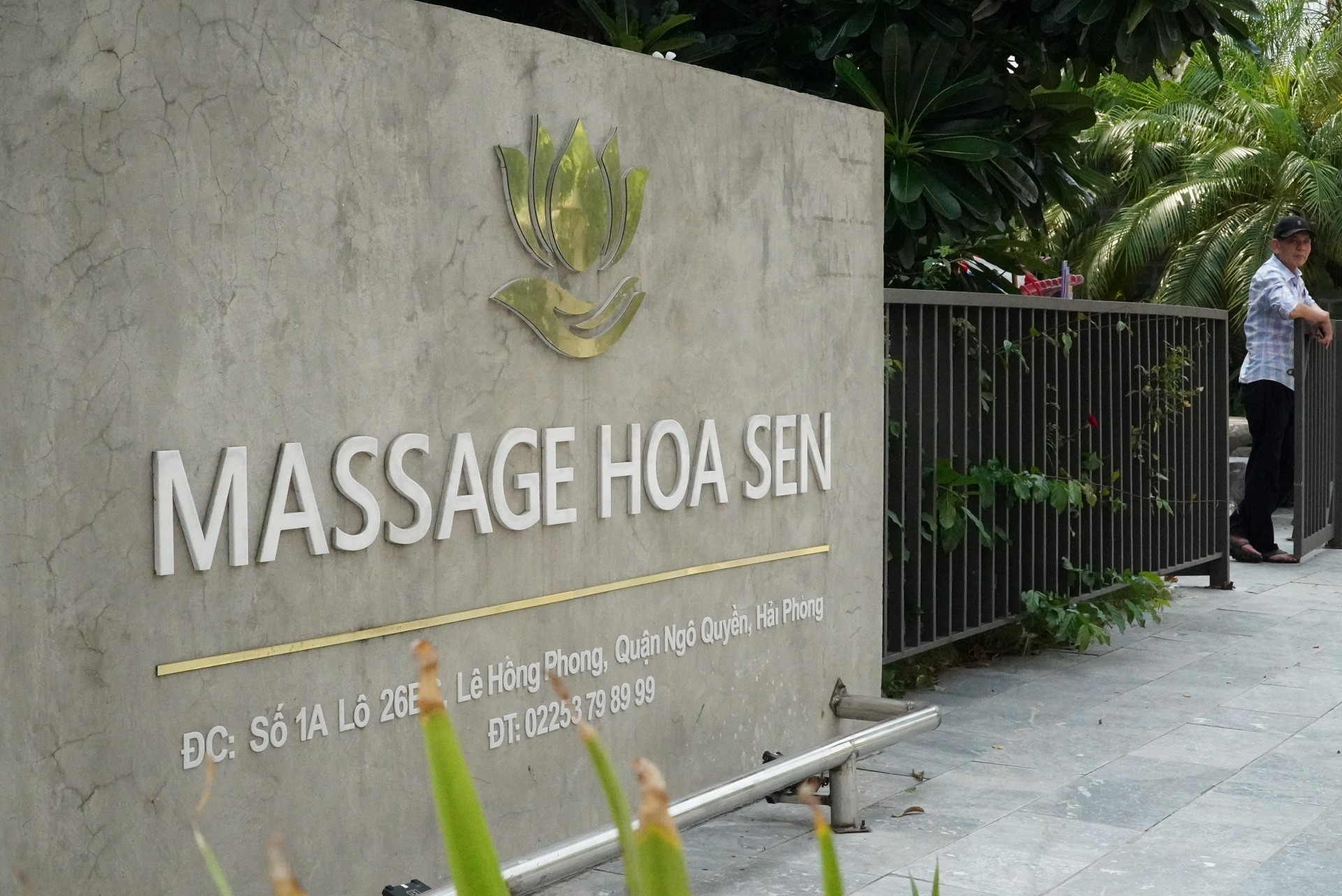 hang quan Hai Phong ban mang ve anh 11