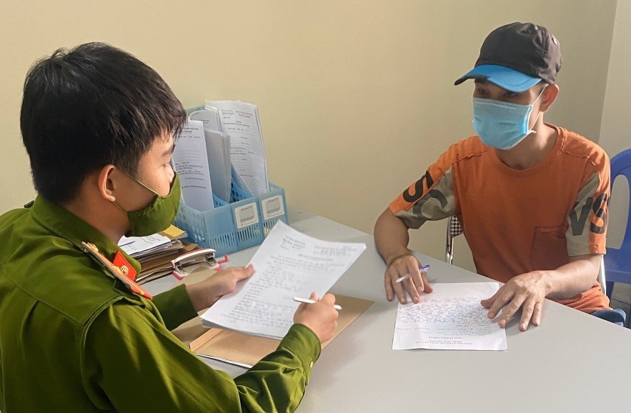 trốn khỏi khu phong tỏa ảnh 1 tron khoi khu phong toa anh 1
