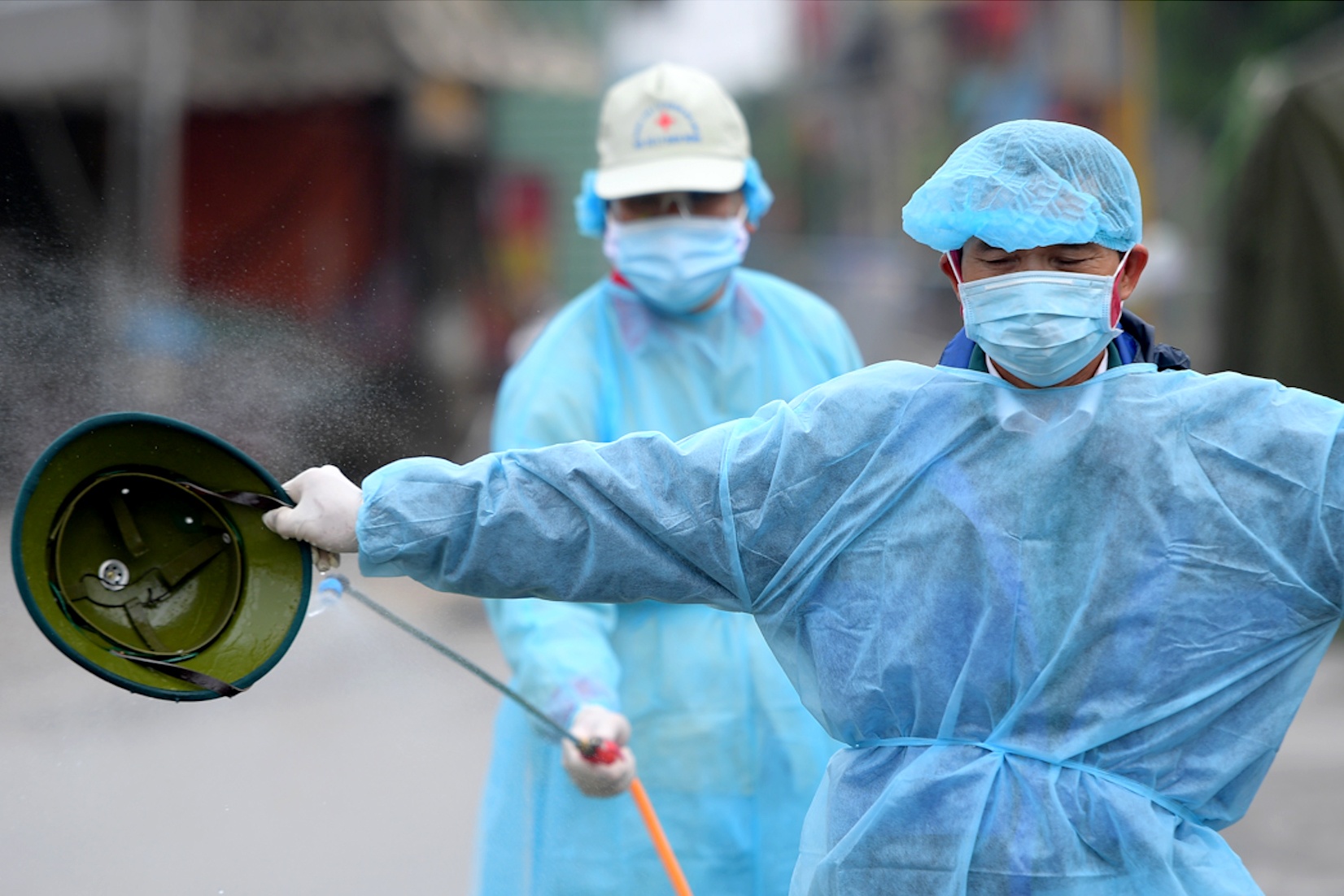 khong phun khu khuan len nguoi benh nhan anh 1