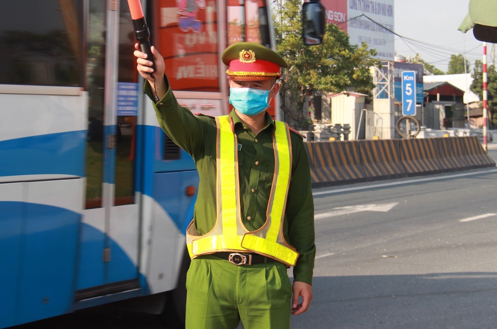 Hai Phong dieu tra vu de lot be trai mac Covid-19 ve tu TP.HCM hinh anh