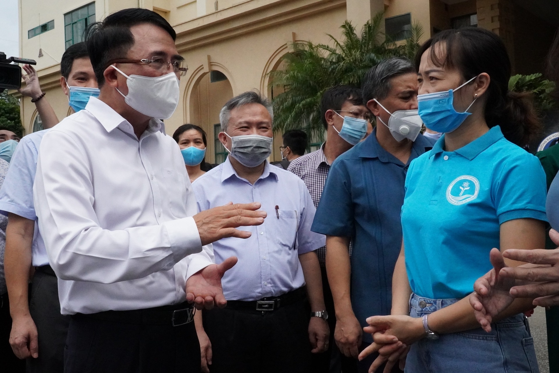 sinh vien Hai Phong chi vien TP.HCM anh 3