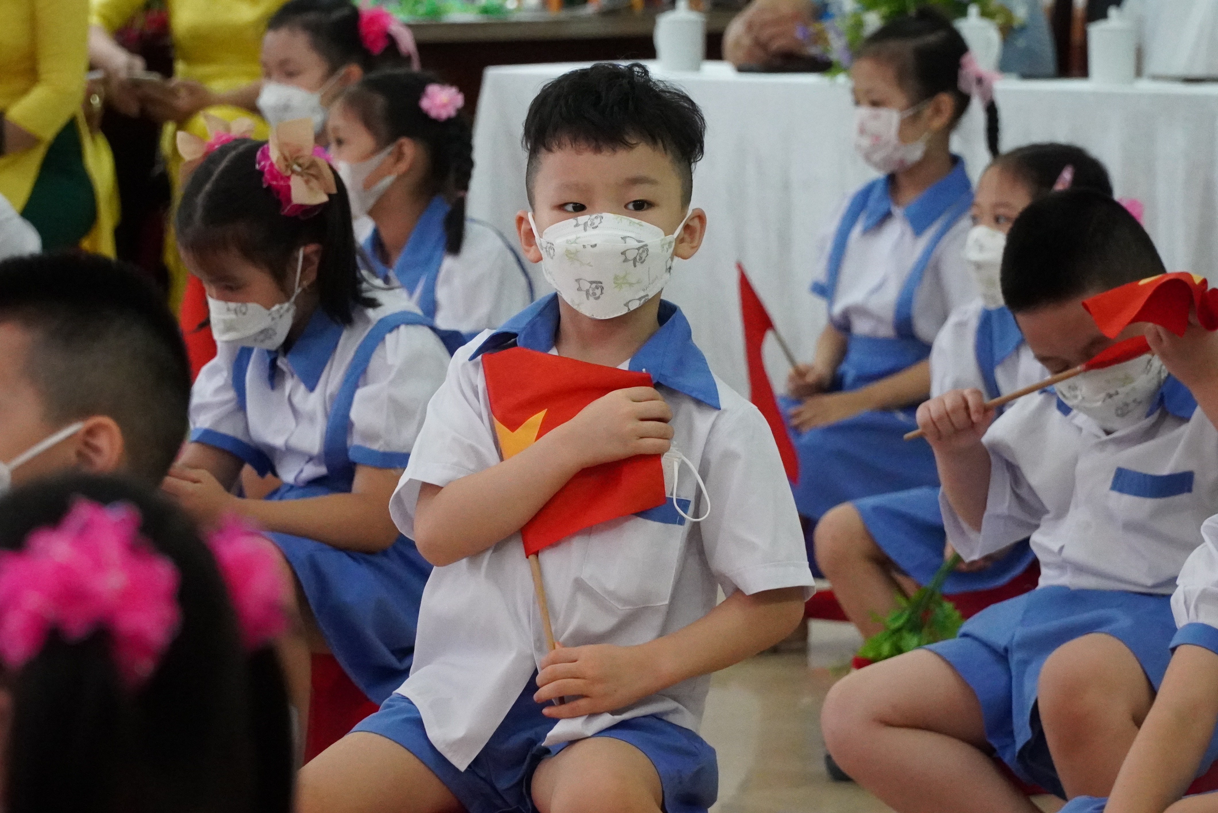 Hai Phong co hon 1.000 hoc sinh mac ket tai dia phuong co dich hinh anh