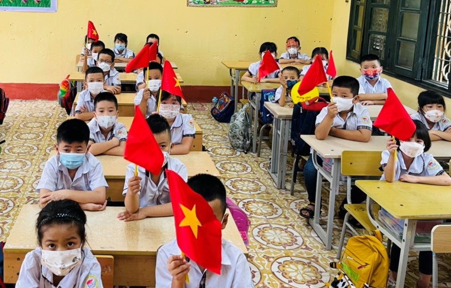 Hon 38.000 hoc sinh o Thanh Hoa tam dung den truong de truy vet F1 hinh anh