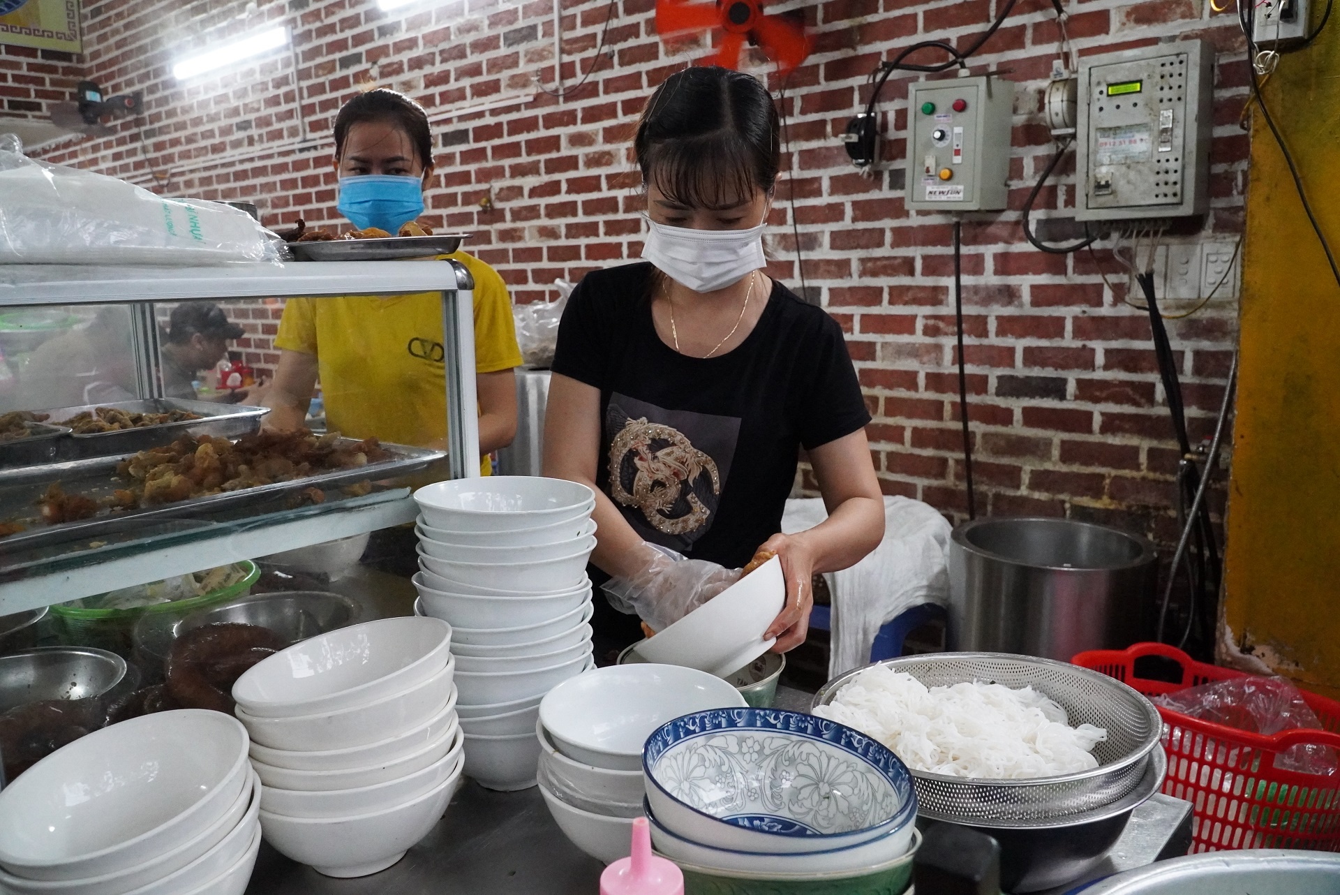 Hai Phong ngay dau ban tai cho anh 3