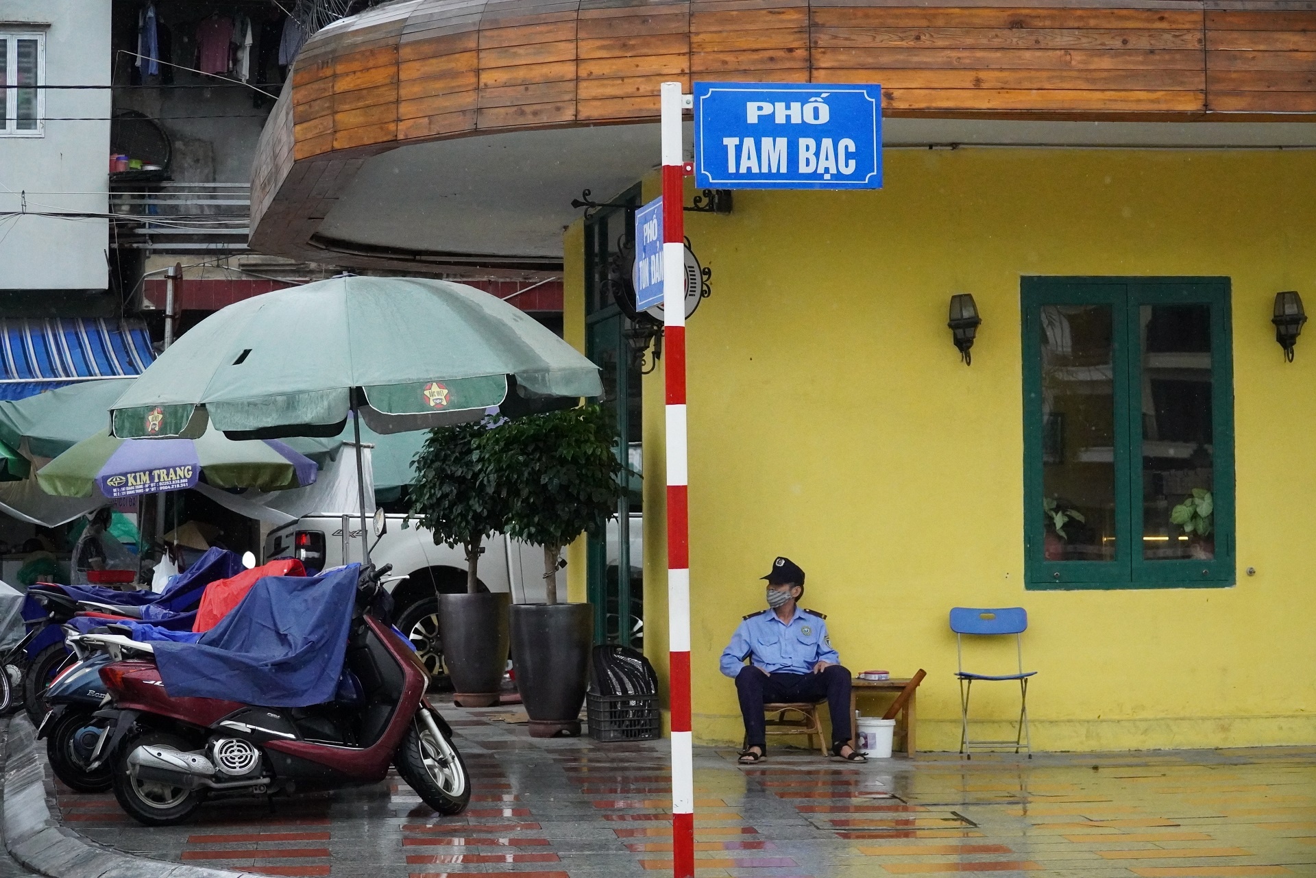 Hai Phong ngay dau ban tai cho anh 5