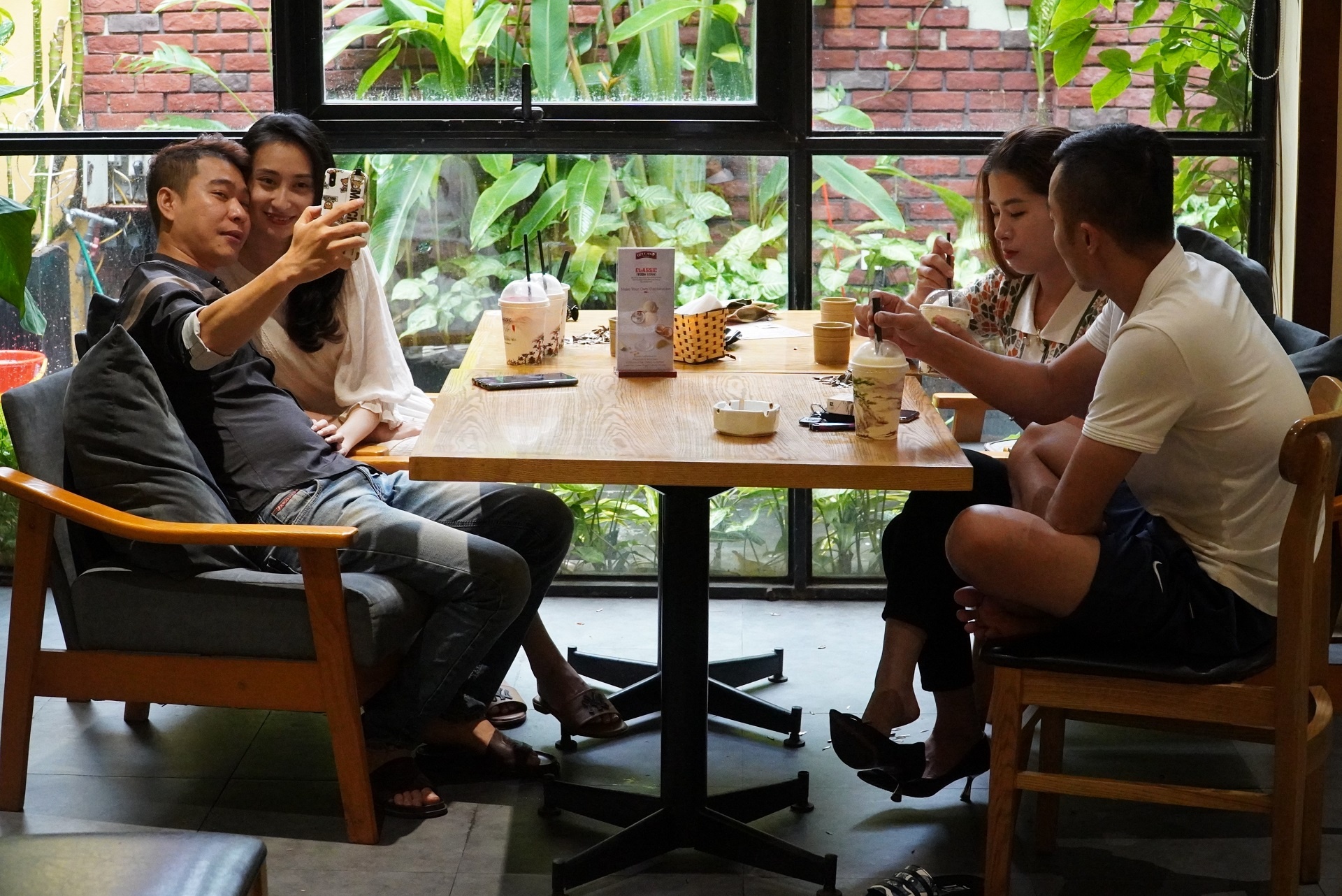 Hai Phong ngay dau ban tai cho anh 8