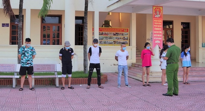 nhân viên karaoke dương tính ma túy ảnh 1 nhan vien karaoke duong tinh ma tuy anh 1
