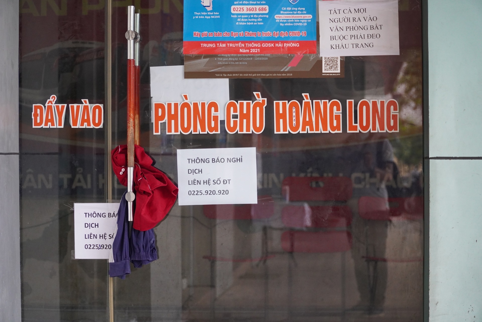 Ngay cuoi tai ben xe Niem Nghia anh 6