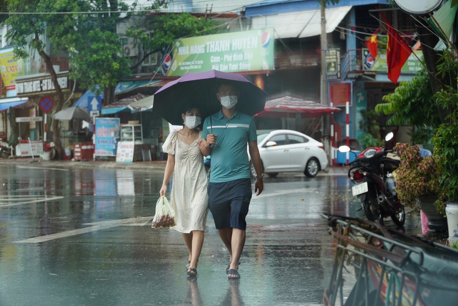 cat ba vang lang truoc bao anh 8