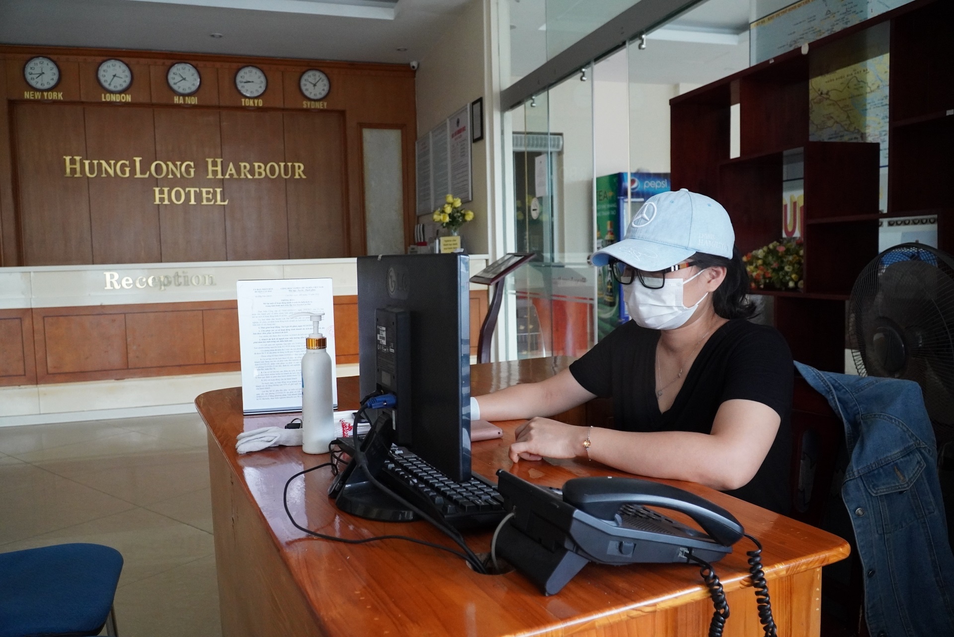 cat ba vang lang truoc bao anh 9