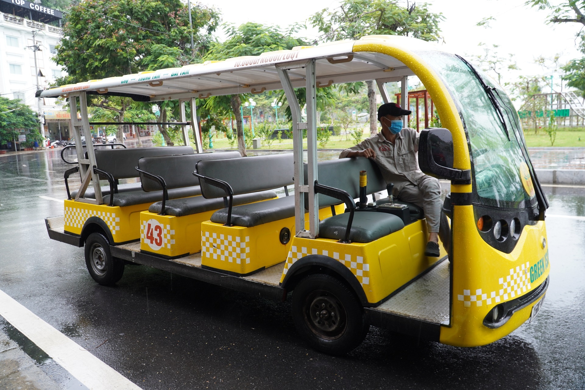 cat ba vang lang truoc bao anh 4