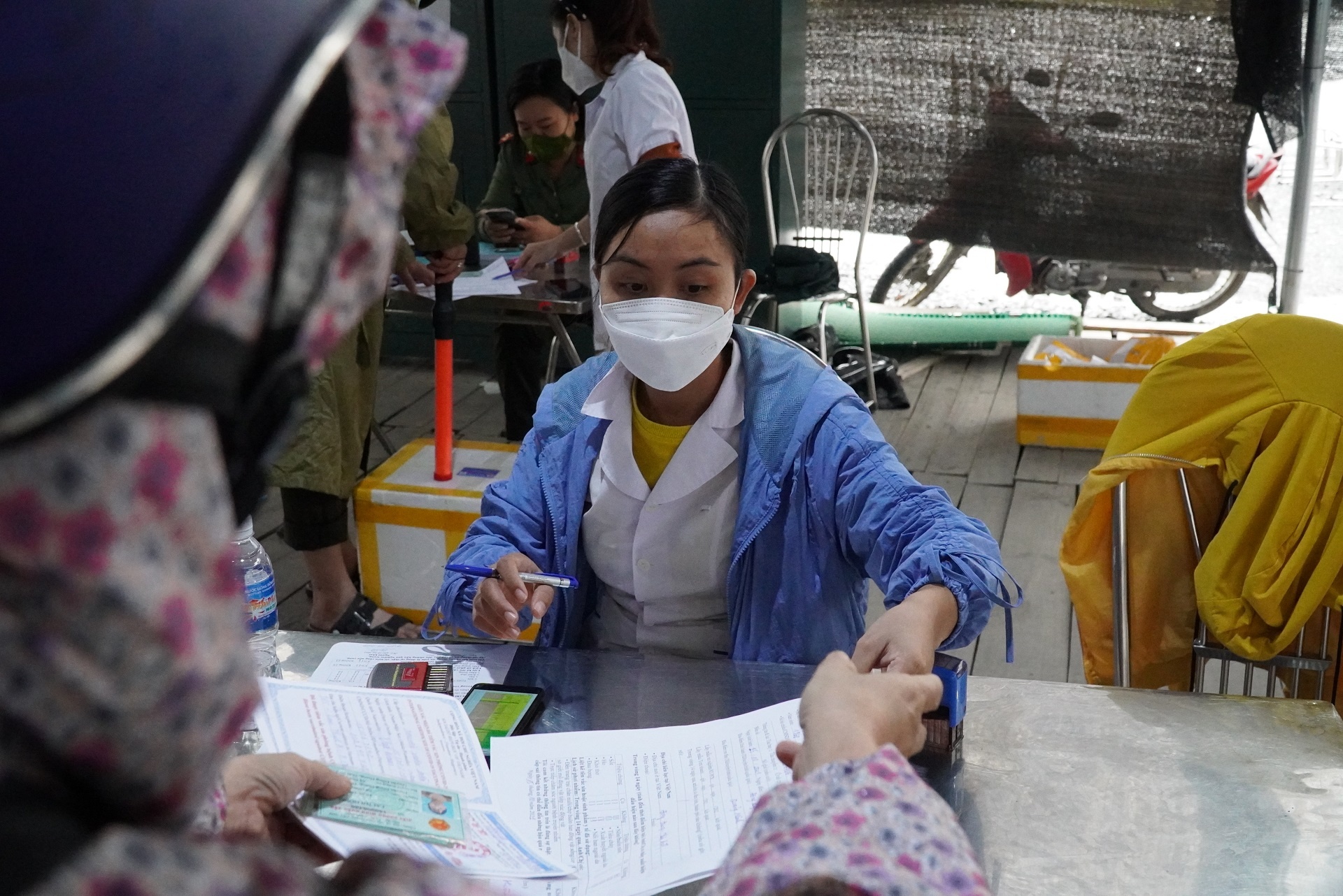 cac dia phuong kiem soat giay xet nghiem anh 10