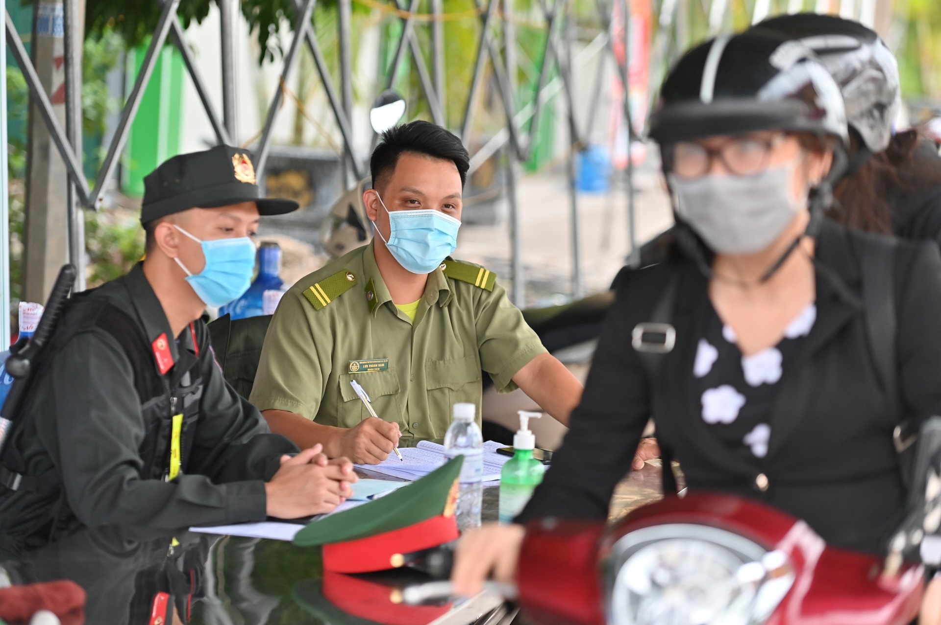 cac dia phuong kiem soat giay xet nghiem anh 5