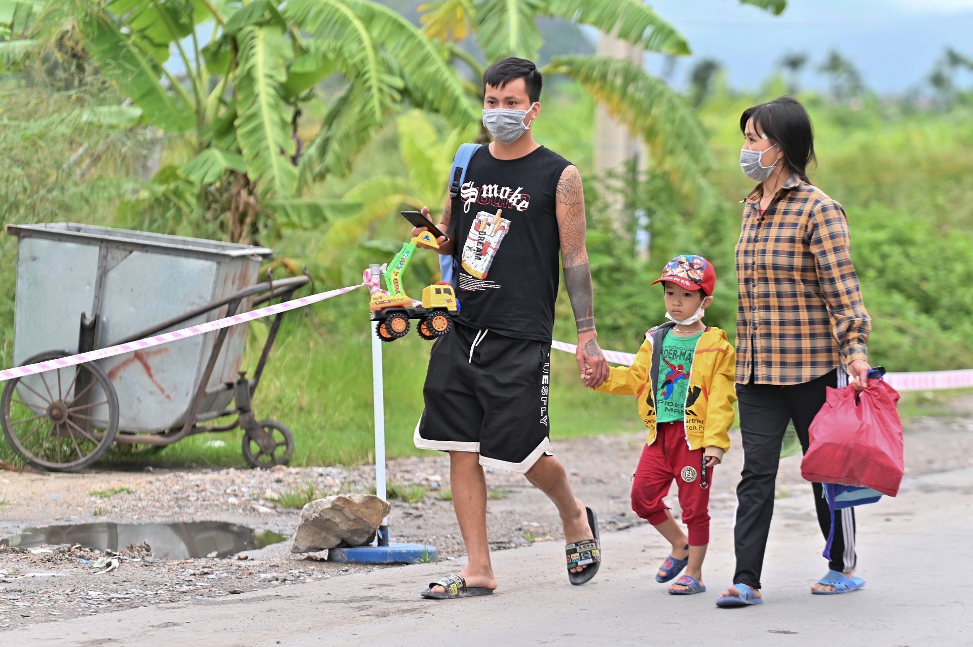 cac dia phuong kiem soat giay xet nghiem anh 6