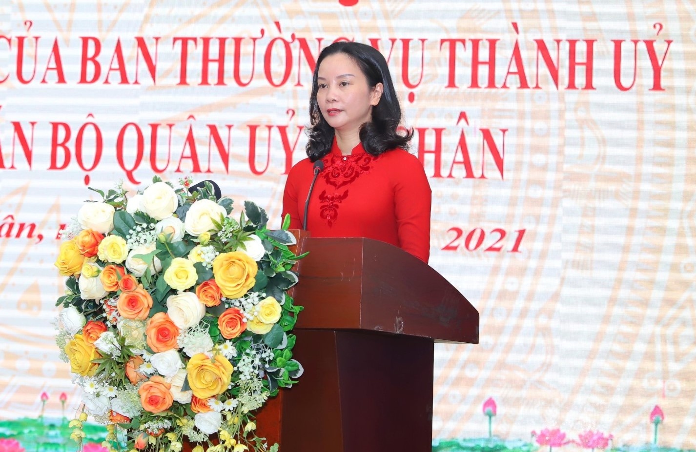 ba Tran Thu Huong lam Bi thu Le Chan anh 2