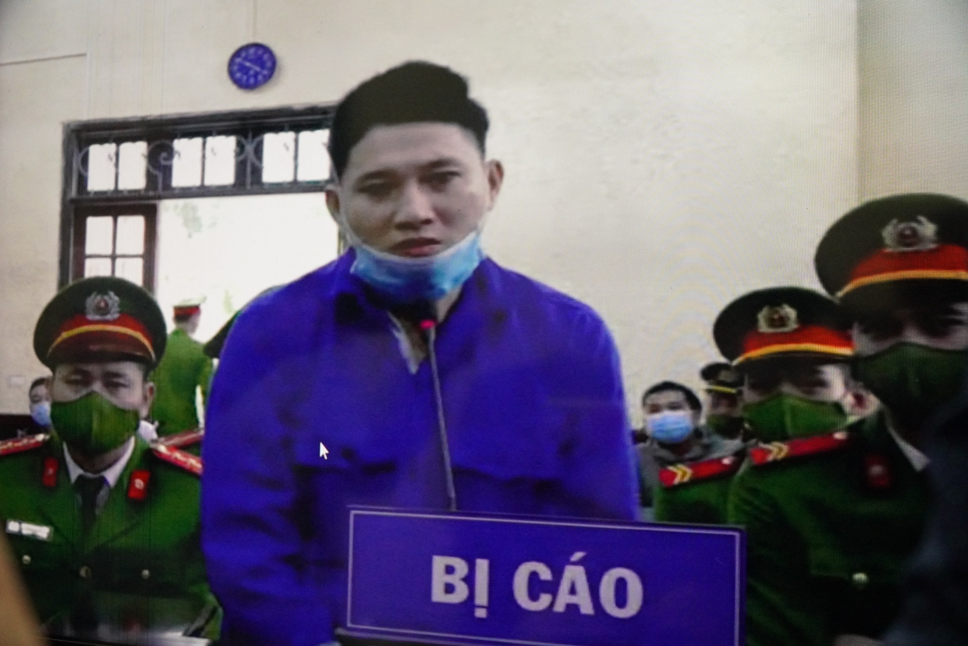 Vu sat hai chu no: Nguoi vo phu nhan viec ho tro chong phi tang xac hinh anh