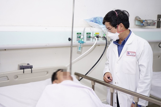 Ngo doc ruou, 2 nguoi tu vong hinh anh