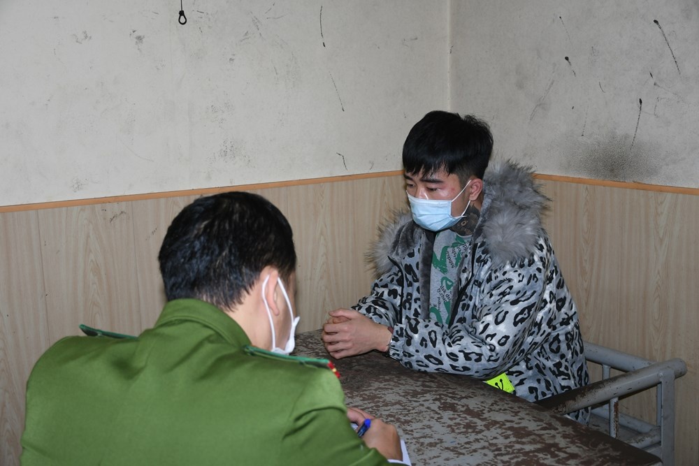 khai ke hoach cuop ngan hang anh 1