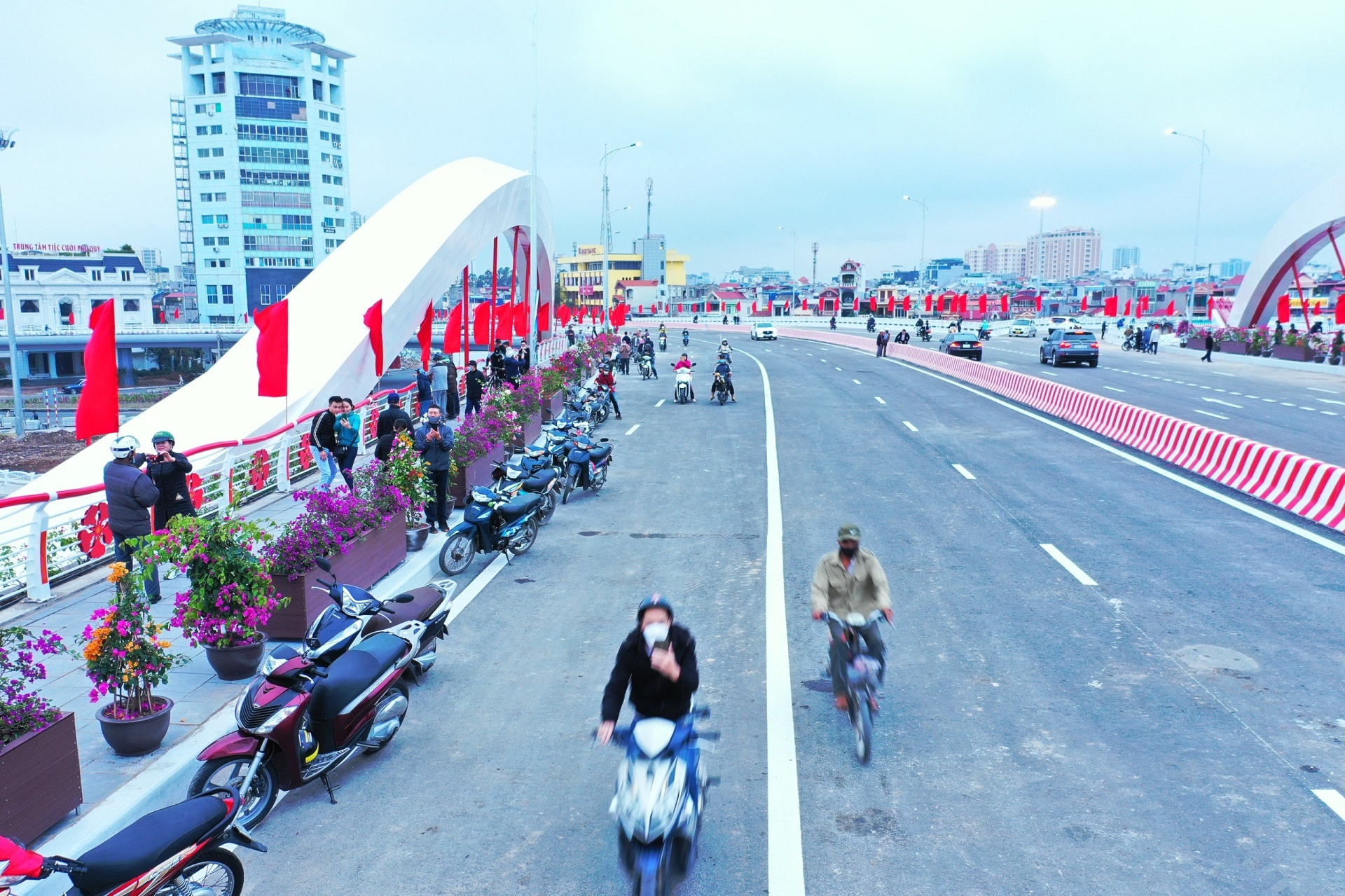 cau rao 1 thong xe anh 6