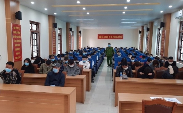 115 nguoi duong tinh ma tuy anh 2