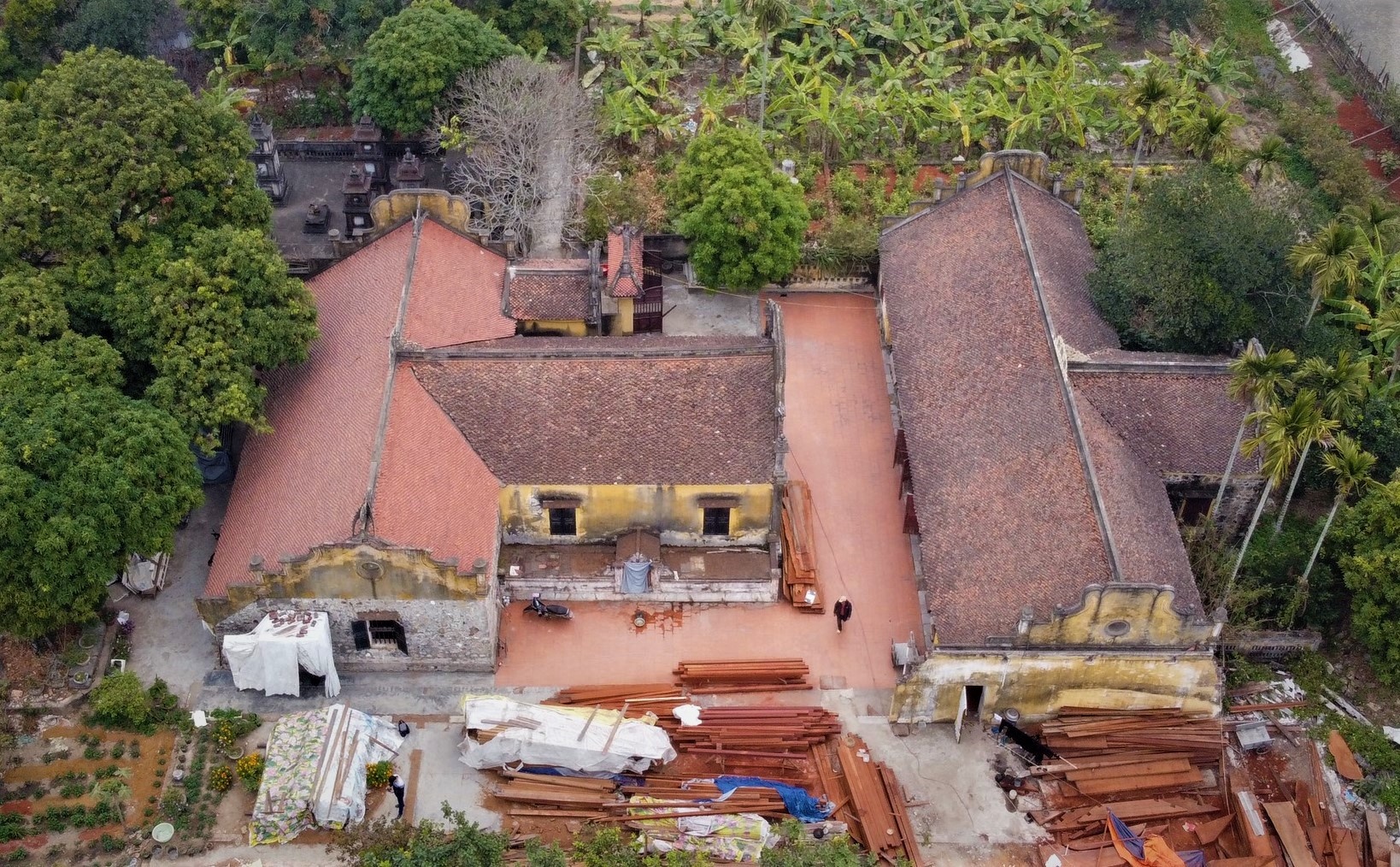 chua Tra Phuong co 2 bao vat anh 2