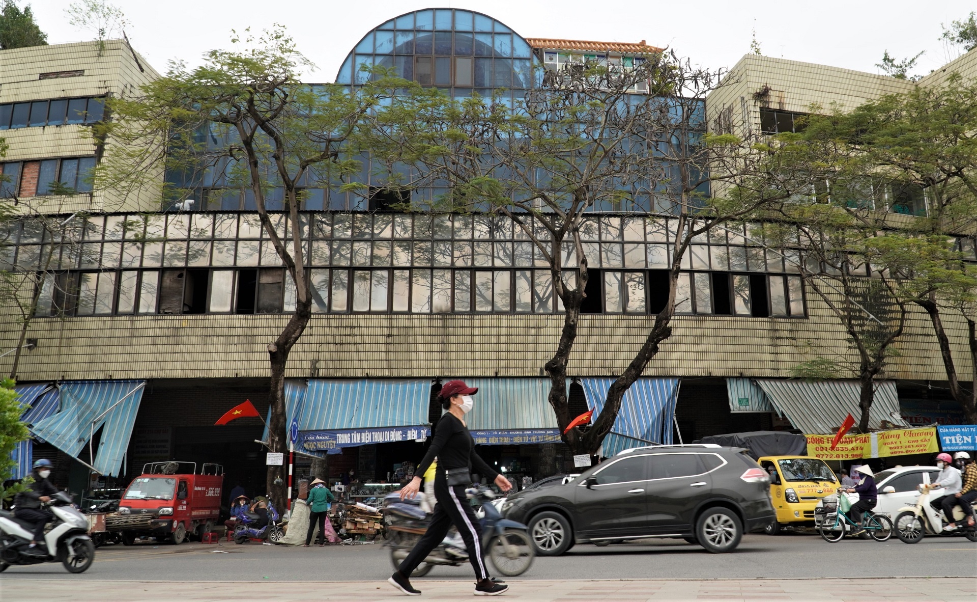 nhung ngay cuoi cua cho Sat anh 2