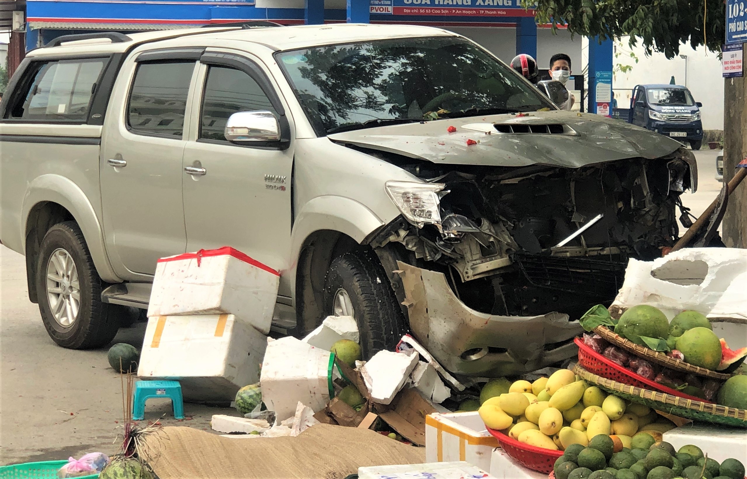 khởi tố vụ xe biển xanh ảnh 1 khoi to vu xe bien xanh anh 1
