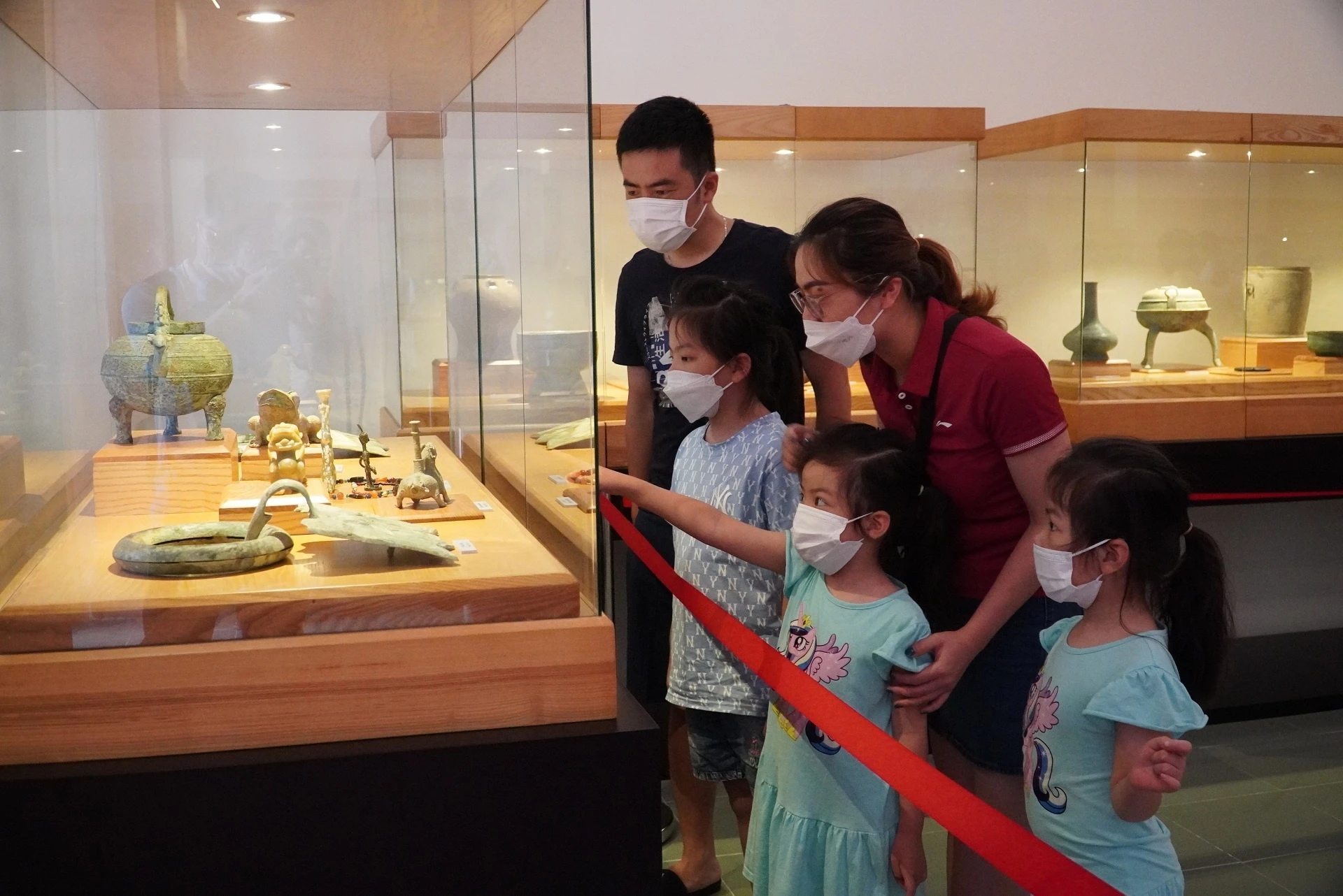 Hai Phong trung bay co vat anh 7