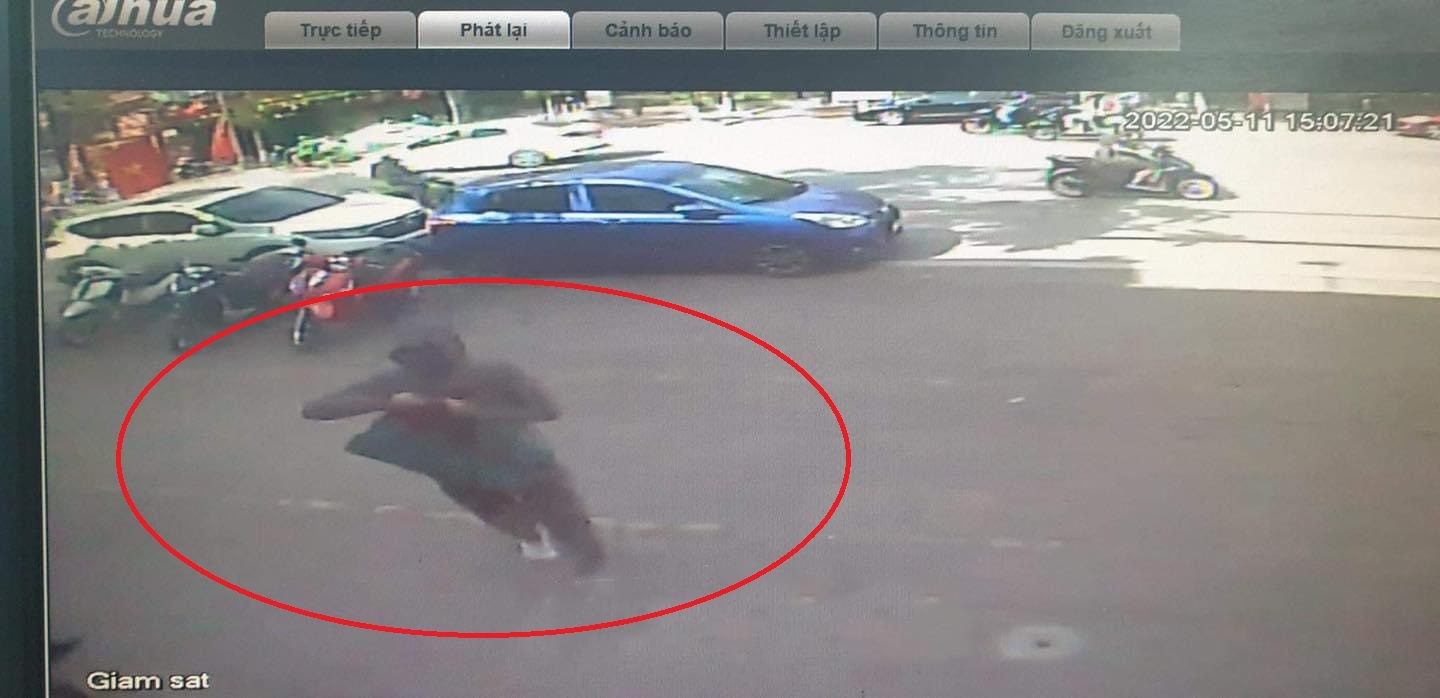 truy bat ten cuop ngan hang anh 2