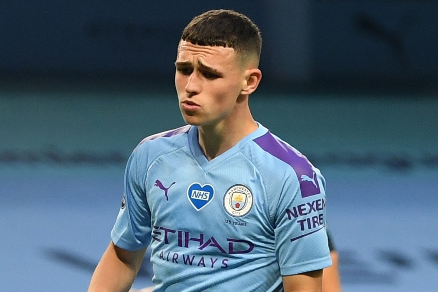 De Bruyne khong da chinh, Man City van de bep Burnley hinh anh