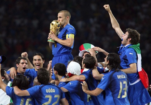 World Cup 2006: Italy va chuc vo dich truoc vanh mong ngua hinh anh