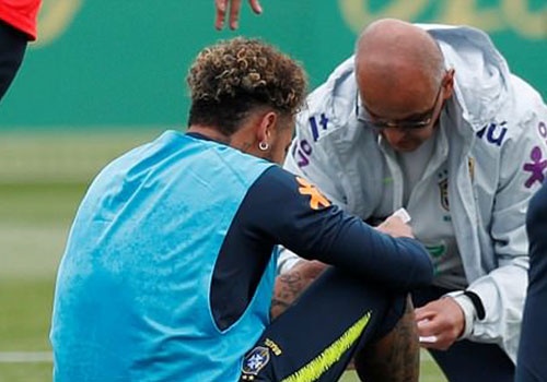 Neymar tai phat chan thuong truoc World Cup hinh anh